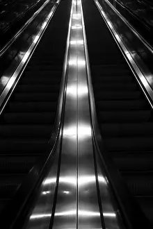 Bilder Datiert 29. Oktober 2024: Aufzug zur U-Bahn, Düsseldorf