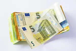 White Background Money Drucke: Euro, stack of banknotes, detail