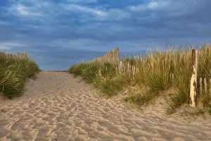 Deserted Beach Evening Drucke: Evening atmosphere on the beach