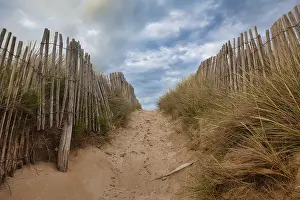 Western Europe Coastal Views Drucke: Evening atmosphere on the beach