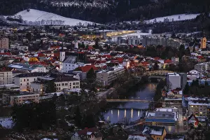 Evening City View Drucke: Evening atmosphere, view of the city