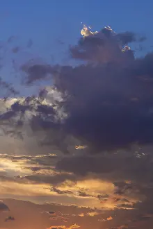 Deserted Evening Atmosphere Drucke: Evening sky with reddish coloured clouds