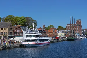 Excursion Boat Germany Drucke: Excursion boat, harbour, Kappeln