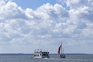 Northern Germany Seaside Resort Drucke: Excursion boat, Zeesboot, Wustrow
