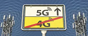 Construction Site Images Drucke: Expansion of the 5G network infrastructure