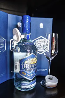 UNESCO World Heritage Sites In Mexico Drucke: Expensive Tequila bottles, Unesco site Tequila
