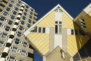 Modern Residential Building Drucke: Experimental house as a cube