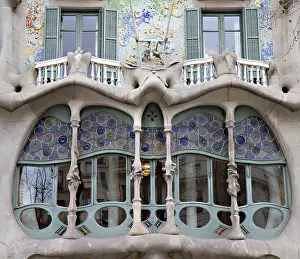 Drucke von Fassadendetail von Casa Battlo, Barcelona, Spanien Barcelona, Spanien Fassaden-Detail von Casa Battlo, Barcelona, Spanien Barcelona, Spanien Barcelona Drucke: Fassaden-Detail der Casa Battlo.