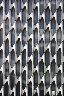 Empty House Facade Drucke: Facade design