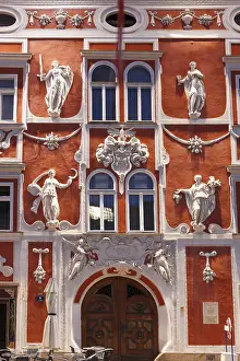 Stucco Ornamentation Drucke: Facade of the Hacklhaus building