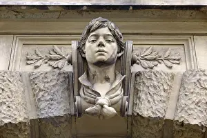 Deserted Building Frontage Drucke: Facade head