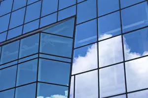 High Rise Commercial Building Drucke: Detail of facade of modern building