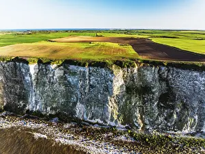 Yorkshire Landscape Photography Drucke: Farm and Fields over Bempton Cliffs from a drone