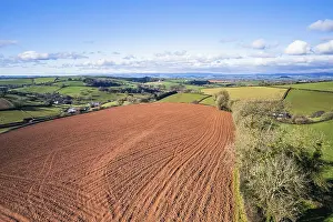 Agricultural Landscape Photo UK Drucke: Fields and Farmlands in spring from a drone