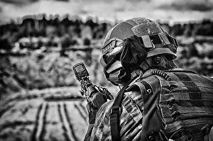 Special Unit Fighter Drucke: The fighter of a special unit performs a dangerous mission