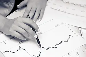 Financial Graph Analysis Drucke: Financial graphs and charts analysis