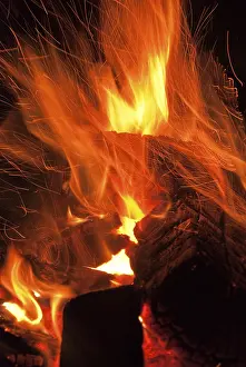Deserted Bonfire Scene Drucke: Fire