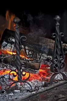 Close Up Fire Drucke: Fire in a fireplace