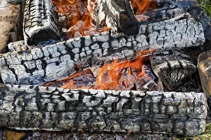 No People Smoking Drucke: Fire in a fireplace