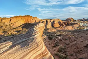 Rocky Formations In Nature Drucke: Fire Wave sandstone formation in evening light
