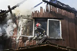 Protective Clothing Safety Drucke: Fireman at work. Four drills