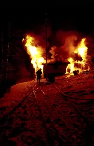 Firefighter Occupation Drucke: Firemen working in wintertime
