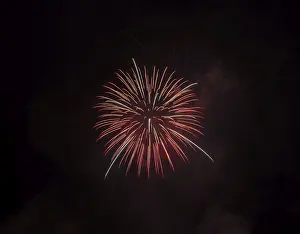 Atmospheric Nighttime Photography Drucke: Fireworks