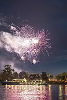Dark Night Sky Drucke: Fireworks on the Rhine