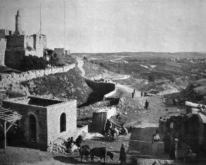 Heritage Building Photography Drucke: One of the first autotypes of Davidsburg in Jerusalem