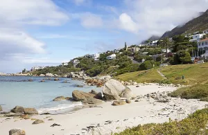 Western Cape Shoreline Drucke: Fischermans Beach at False Bay