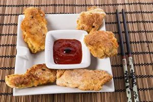Appetizing Food Still Life Drucke: Fish with chilli sauce