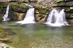 Central Europe River Course Drucke: The fish stream with waterfalls