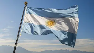 Blue Sky National Flag Drucke: The flag of Argentina flutters in the wind