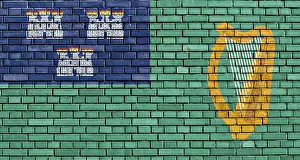 Painted Brick Structure Drucke: Flag of Dublin painted on brick wall