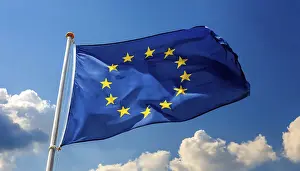 European Union Symbol Drucke: The flag of the EU flutters in the wind