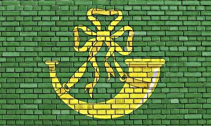 Huntingdonshire Drucke: Wappen von Huntingdonshire auf Ziegelmauer gemalt.