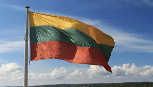 Baltic States Flag Drucke: The flag of Lithuania flutters in the wind
