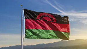 Drucke von Das Flagge von Malawi flattert im Wind, isoliert, gegen den blauen Himmel Verwandte Bilder Drucke: Das Flagge von Malawi weht im Wind.