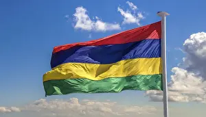 Mauritius Flag Drucke: The flag of Mauritius, fluttering in the wind