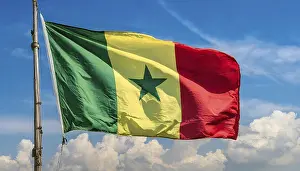 Isolated National Flags Drucke: The flag of Senegal, fluttering in the wind