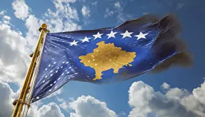 Drucke von Fahnen, die Nationalflagge des Kosovo flattert im Wind Kosovo Drucke: Fahnen, die nationale Flagge des Kosovo flattert im Wind.