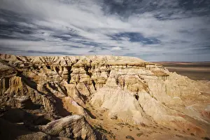 Bayanzag Flaming Cliffs Drucke: The flaming cliffs of Bayanzag