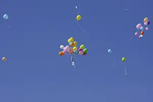 Colourful Balloons Drucke: Flying balloons