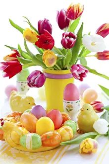 Colorful Easter Eggs Drucke: Food, Easter table decorations with tulips and easter eggs