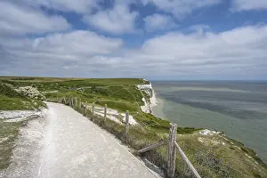 Drucke von Fussweg entlang der Kalkklippen von Dover, Kent, Ärmelkanal, England, Großbritannien Dover Drucke: Fussweg entlang der Kalkklippen von Dover.