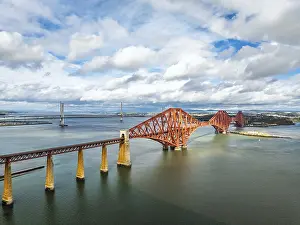 Famous Places In Great Britain Drucke: Forth Bridge from a drone, Queensferry Crossing