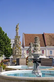 Uninhabited Places In Austria Drucke: Fountain and Holy Trinity Column