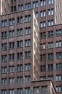 German Federal Republic Buildings Drucke: Full frame pattern of windows in office building with brick facade