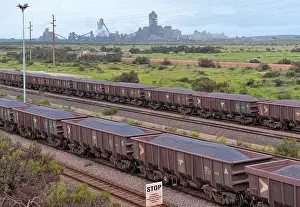 Rail Traffic Transport Drucke: Freight train loaded with iron ore