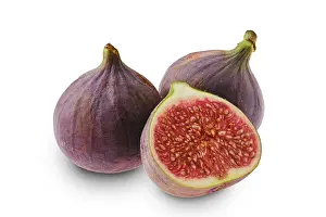 Whole Figs Drucke: Fresh figs, whole and segment isolated on white background